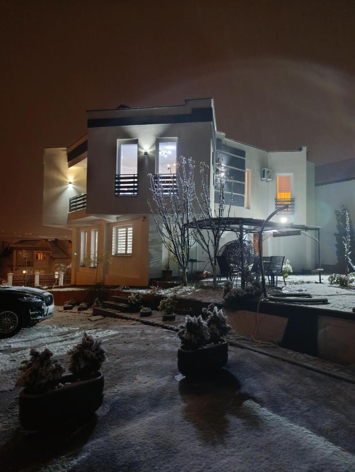 Villa Lea Tuzla Exterior photo